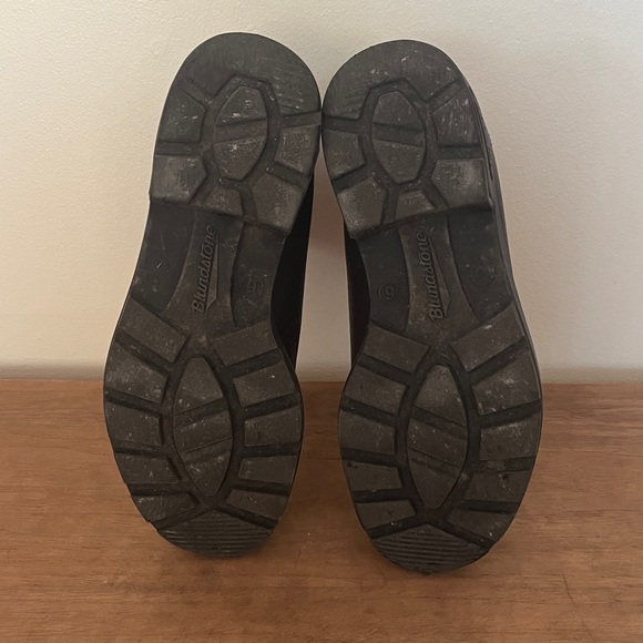 Size 9 Brown  Blundstone 500 - Picture 7 of 7